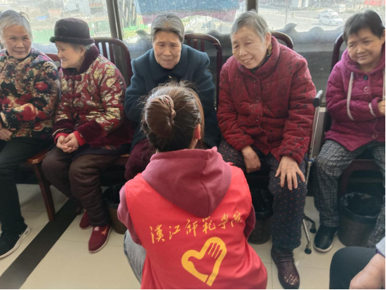 说明: http://mcs.hjnu.edu.cn/__local/2/E0/C6/4993215D1BE2C4C14858AA35DE9_33500185_DE4ED.png?e=.png