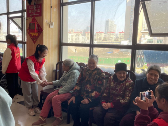 说明: http://mcs.hjnu.edu.cn/__local/F/D5/66/BCB6D8F3963640E10BF1ECA5025_2B94CF87_DC6E3.png?e=.png